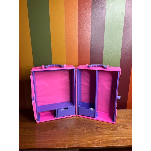 Barbie Barbie pink delux doll carry trunk white purple handle Mattel Tara toy - Picture 8 of 10